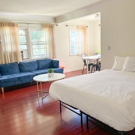 Charming Century City Condo Los Angeles Buitenkant foto